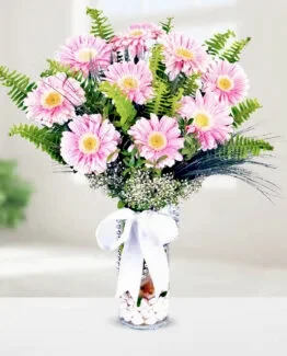 9 pembe gerbera vazo